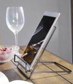 پایه نگهدارنده کتاب و تبلت