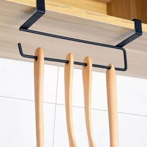 آویز دستمال رولی و وسایل آشپزخانه