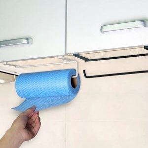 آویز دستمال رولی و وسایل آشپزخانه